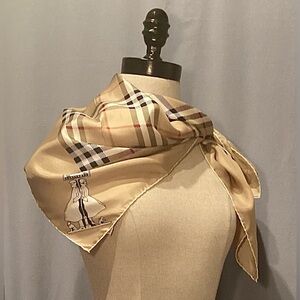 Vintage Burberry Nova Check Great condition Silk Shawl/Scarf